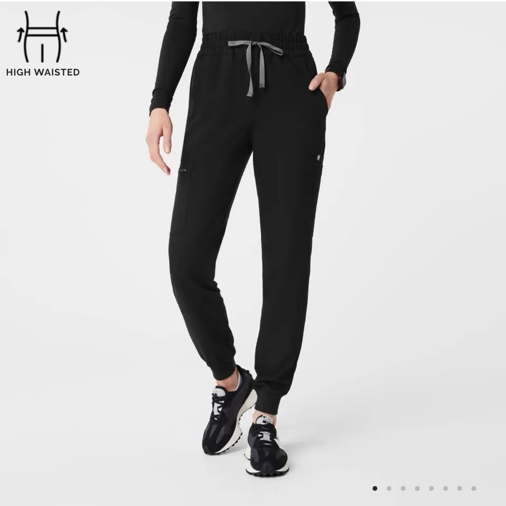 Figs High-Waisted Uman Jogger Scrubs